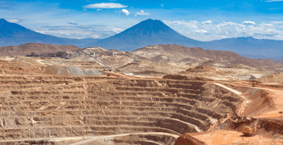 La nueva década dorada del cobre: Proyecciones y desafíos para la minería chilena 2024-2033